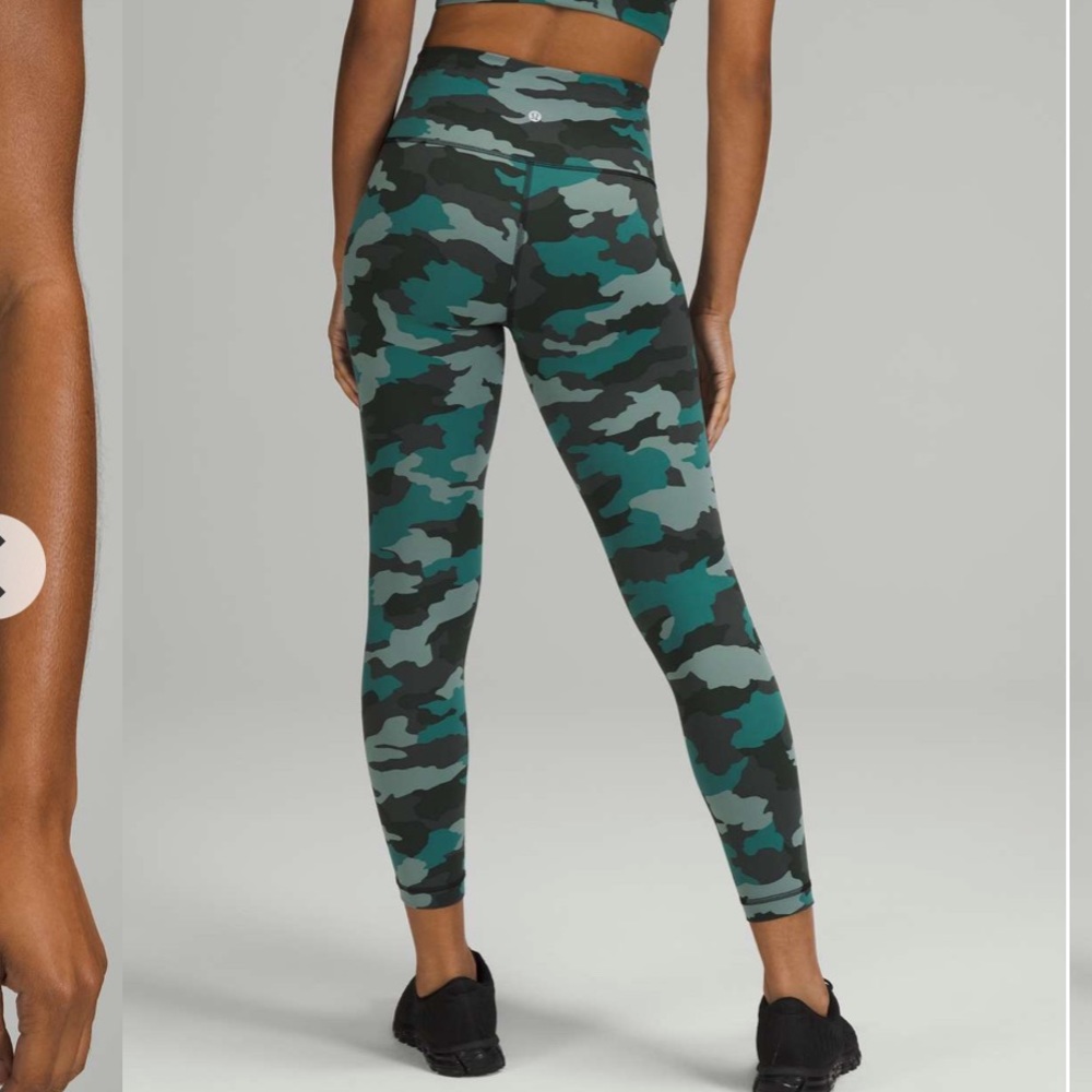 Blue camo Wunder train tights 25”